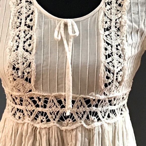 1970s VINTAGE Ivory Crochet Embellished Maxi Dress with Full Skirted Design XSM - Picture 4 of 11